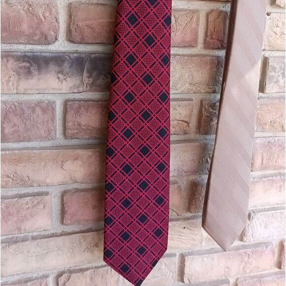 Wemlon by Wembley ties  - Picture 4 of 9